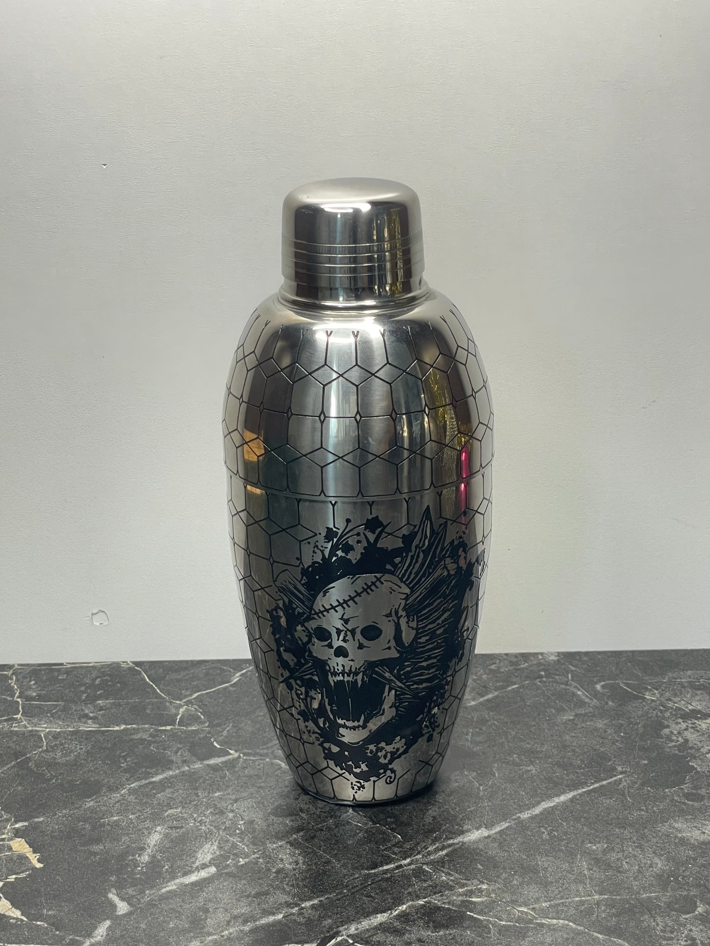 Stainless Steel American Shaker Mirror With Pattern