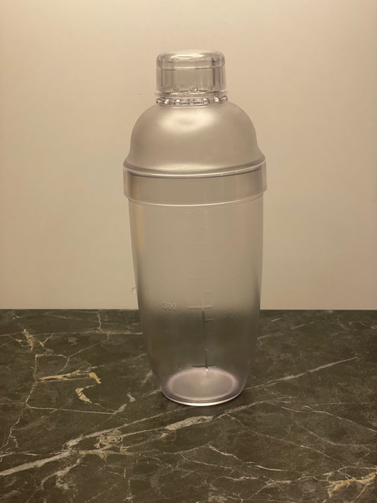 Plastic Shaker With Grad 700ml