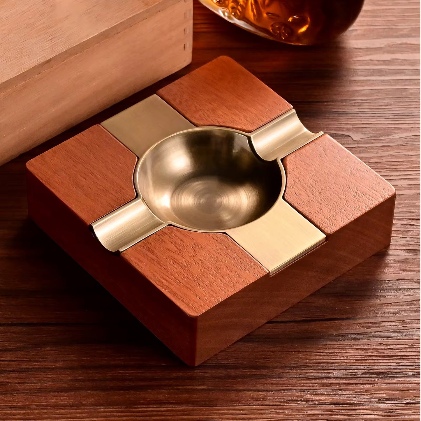Wooden cigar ashtray Square